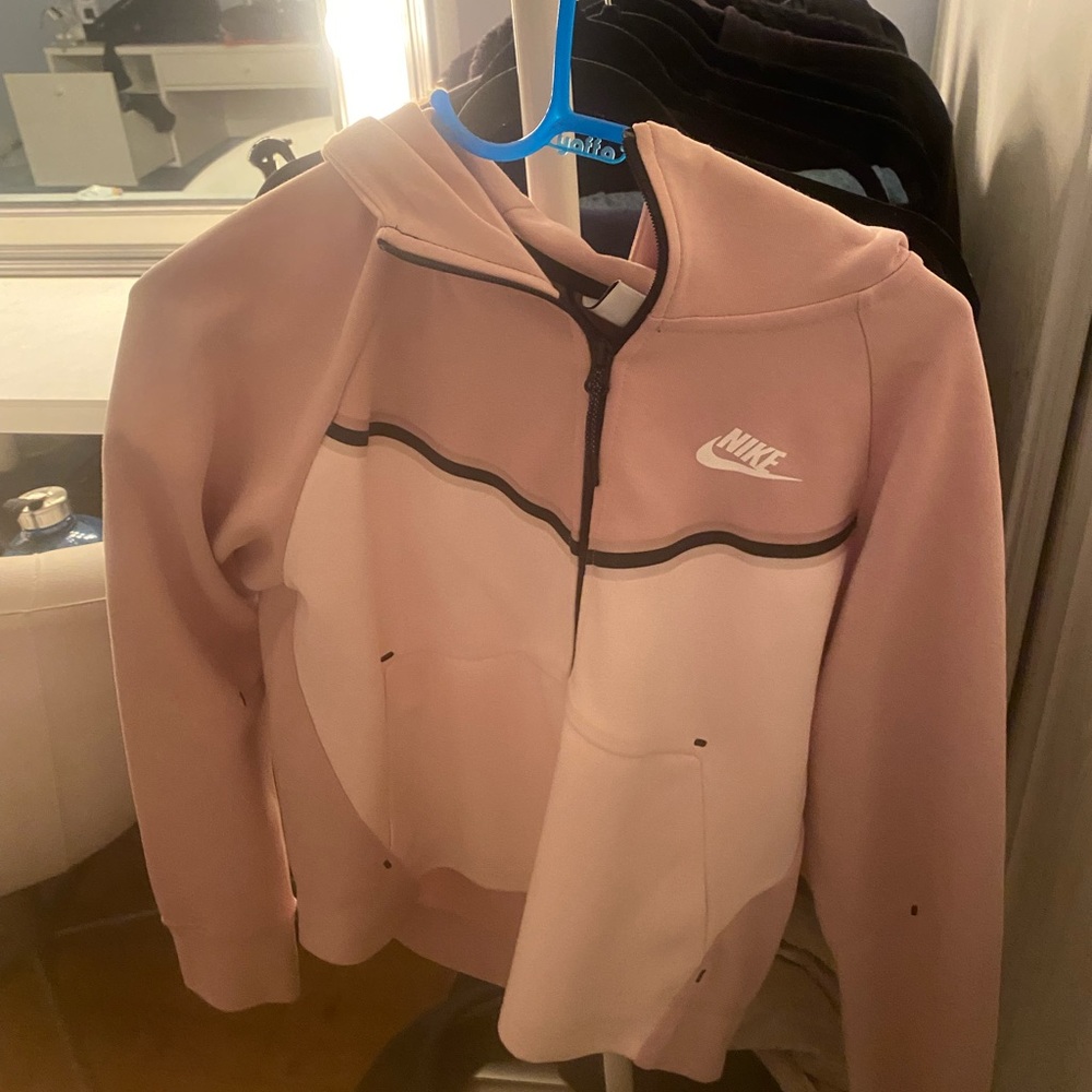 WOMENS NIKE TECH FLEECE XS